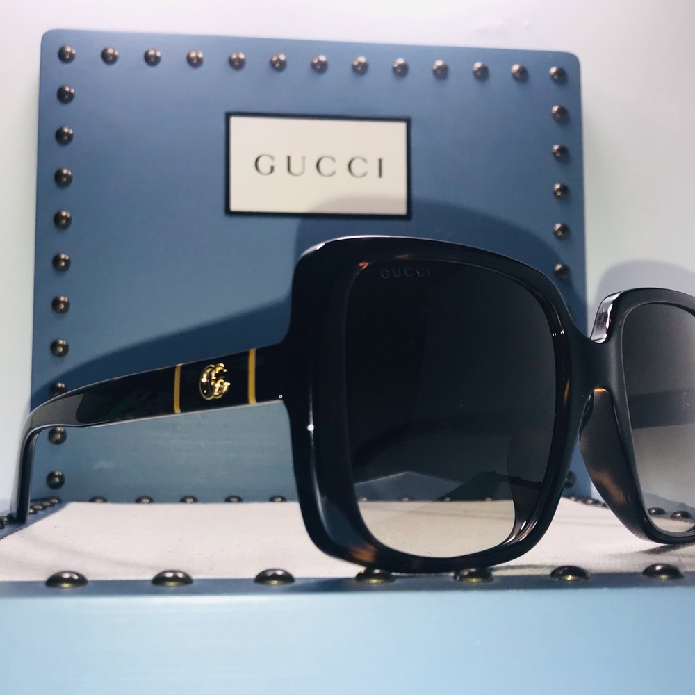 New Authentic Gucci GG0632S 002 Butterfly Sunglasses - Picture 12 of 12